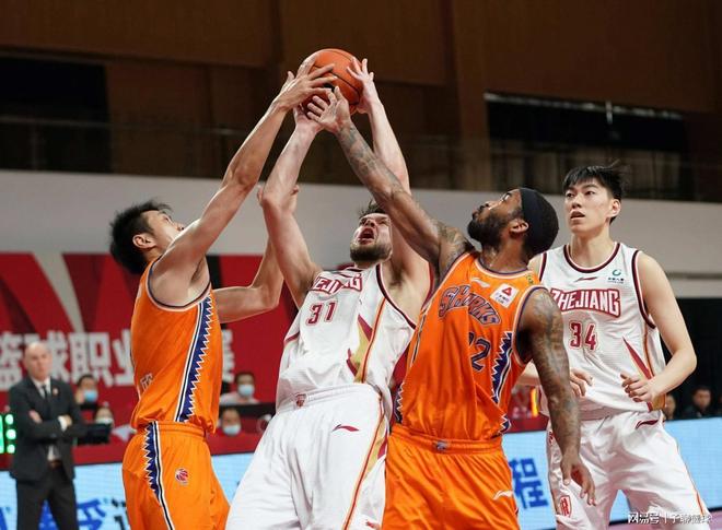 比赛中的表 比赛中的表