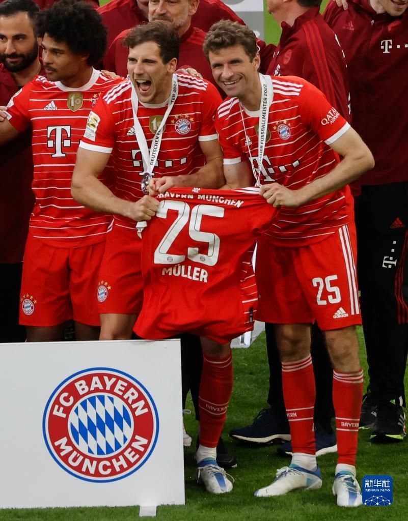 多特蒙德坚 多特蒙德坚